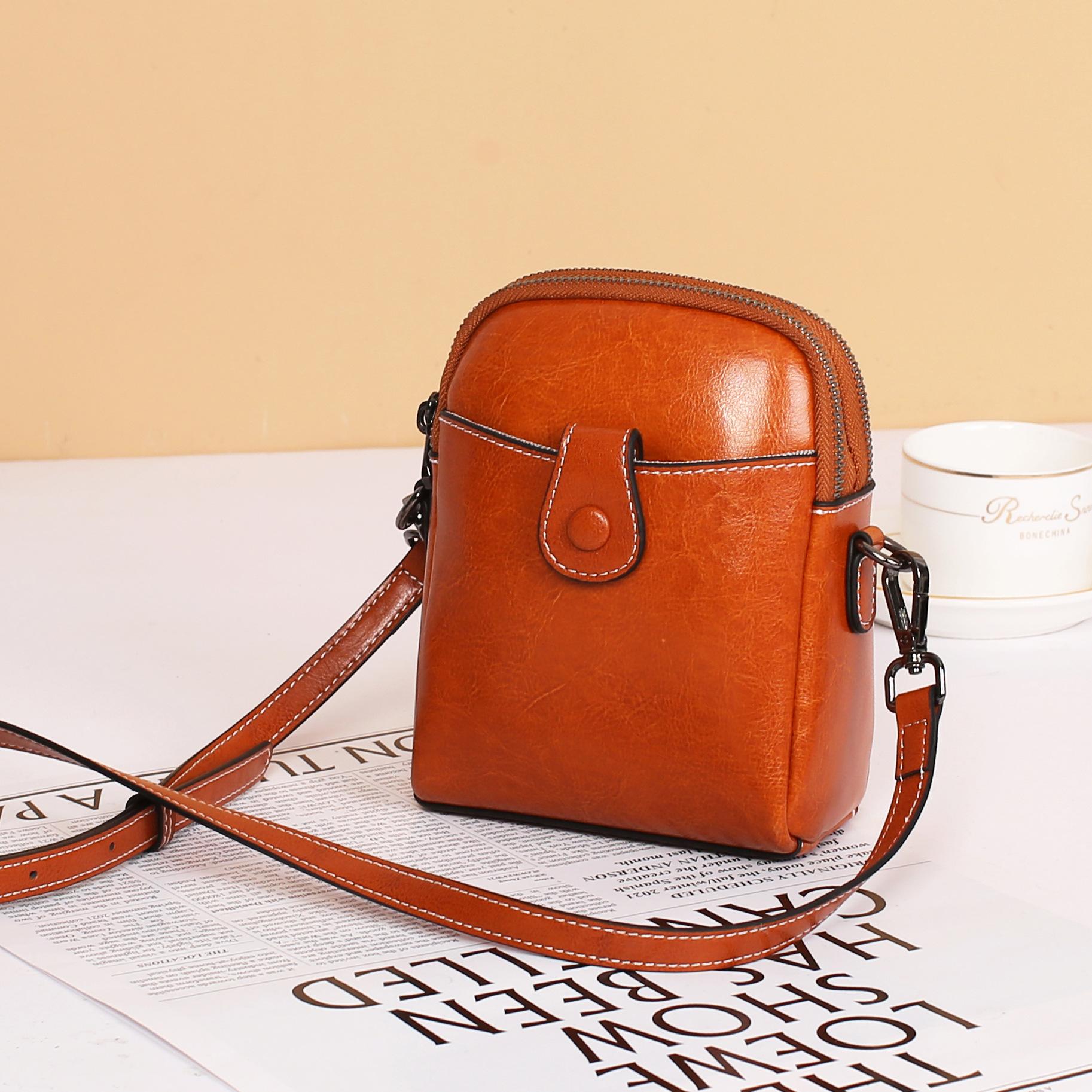 Cowhide Women s Bag Single Shoulder Crossbody Women s Bag Practical Multi-compartment Simple and Fashionable Change Bag Shell Bag чёрный
Cowhide Women s Bag Single Shoulder Crossbody Women s Bag Practical Multi-compartment Simple and Fashionable Change Bag Shell Bag чёрный