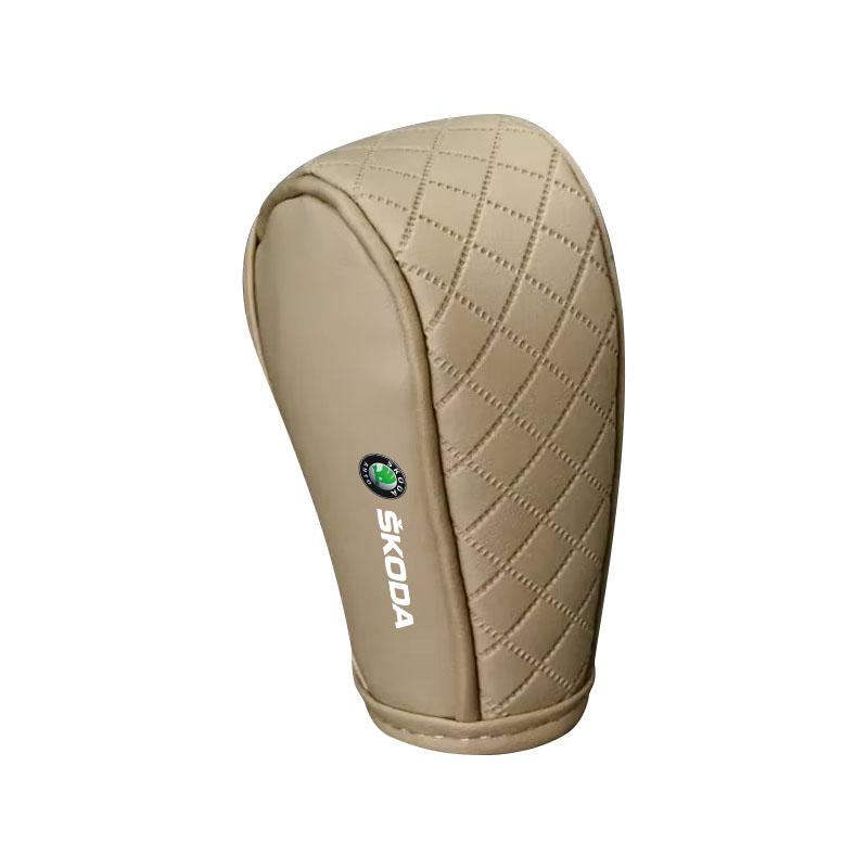 Чехол на рычаг переключения передач автомобиля, чехол на рычаг переключения передач из ПУ кожи, защитный чехол на ручку переключения передач для Skoda Octavia Superb Rapid Kodiaq Karoq Fabia Kamiq Roomster бежевый
Чехол на рычаг переключения передач автомобиля, чехол на рычаг переключения передач из ПУ кожи, защитный чехол на ручку переключения передач для Skoda Octavia Superb Rapid Kodiaq Karoq Fabia Kamiq Roomster бежевый