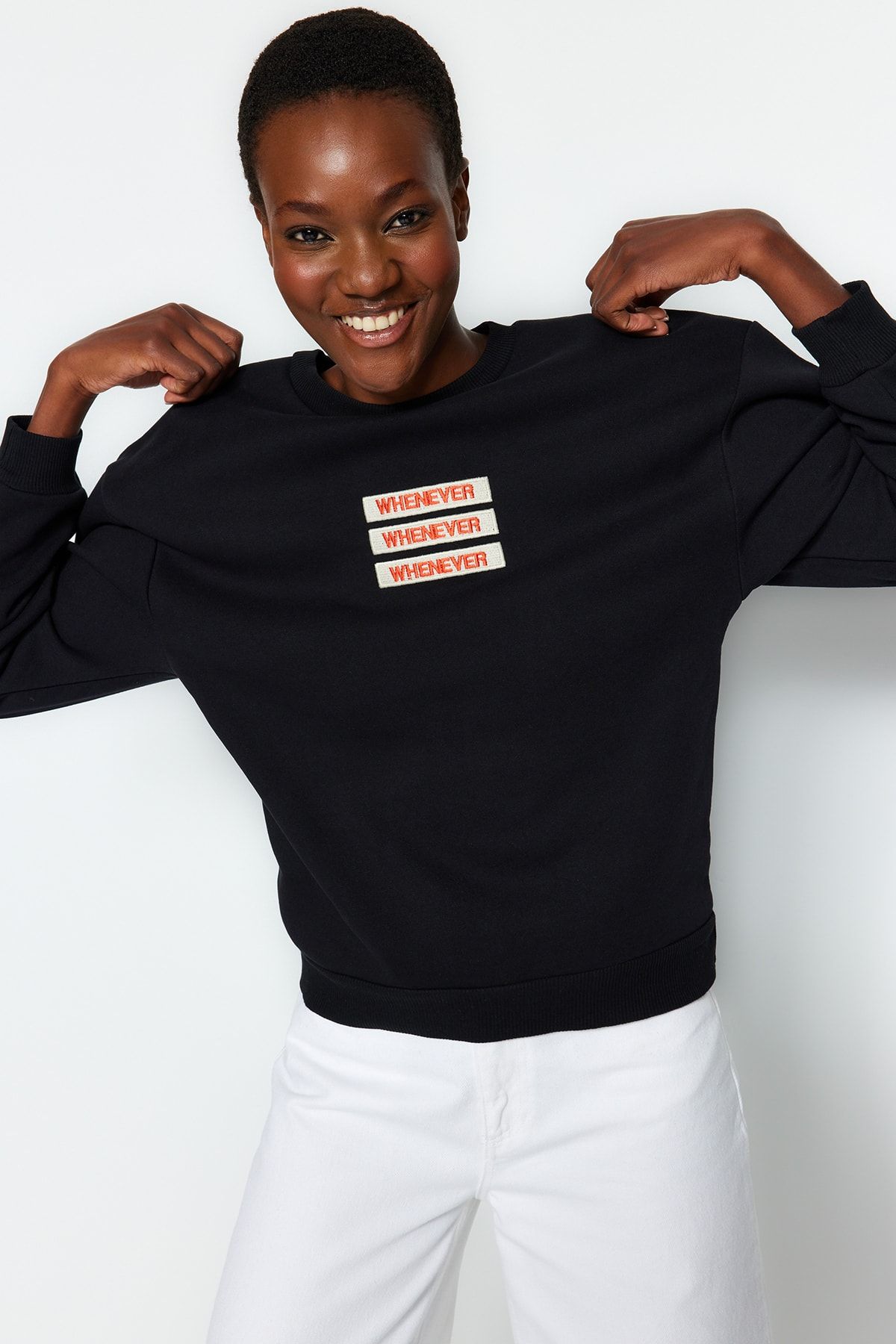 Women s Fashionable Stylish Sweatshirt Black Thick Fleece Slogan Embroidered Relaxed Comfortable Pattern Knitted Sweatshirt L
Women s Fashionable Stylish Sweatshirt Black Thick Fleece Slogan Embroidered Relaxed Comfortable Pattern Knitted Sweatshirt L