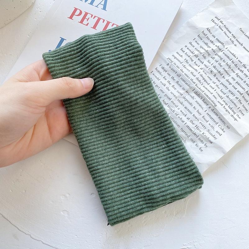 Женская широкая повязка на голову, эластичная повязка для волос, спортивный тюрбан для йоги, головной убор зелёный
Женская широкая повязка на голову, эластичная повязка для волос, спортивный тюрбан для йоги, головной убор зелёный