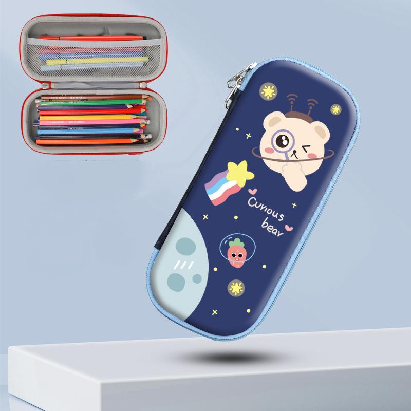 Новинка 2024 года, 3D трехмерный пенал для учащихся начальной школы, водонепроницаемый чехол с рисунком из искусственной кожи большой емкости, пенал из искусственной кожи
Новинка 2024 года, 3D трехмерный пенал для учащихся начальной школы, водонепроницаемый чехол с рисунком из искусственной кожи большой емкости, пенал из искусственной кожи