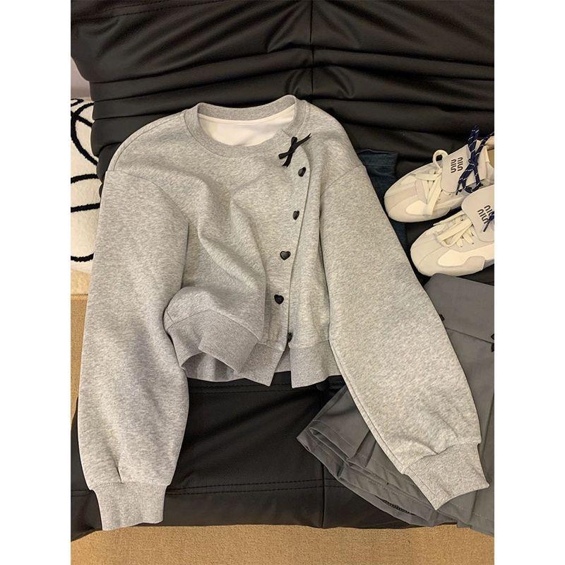 Gray Bowknot Sweet & Spicy Women s Loose Sweatshirt - Korean Style, Age-Reducing, for Early Spring & Autumn Medium
Gray Bowknot Sweet & Spicy Women s Loose Sweatshirt - Korean Style, Age-Reducing, for Early Spring & Autumn Medium