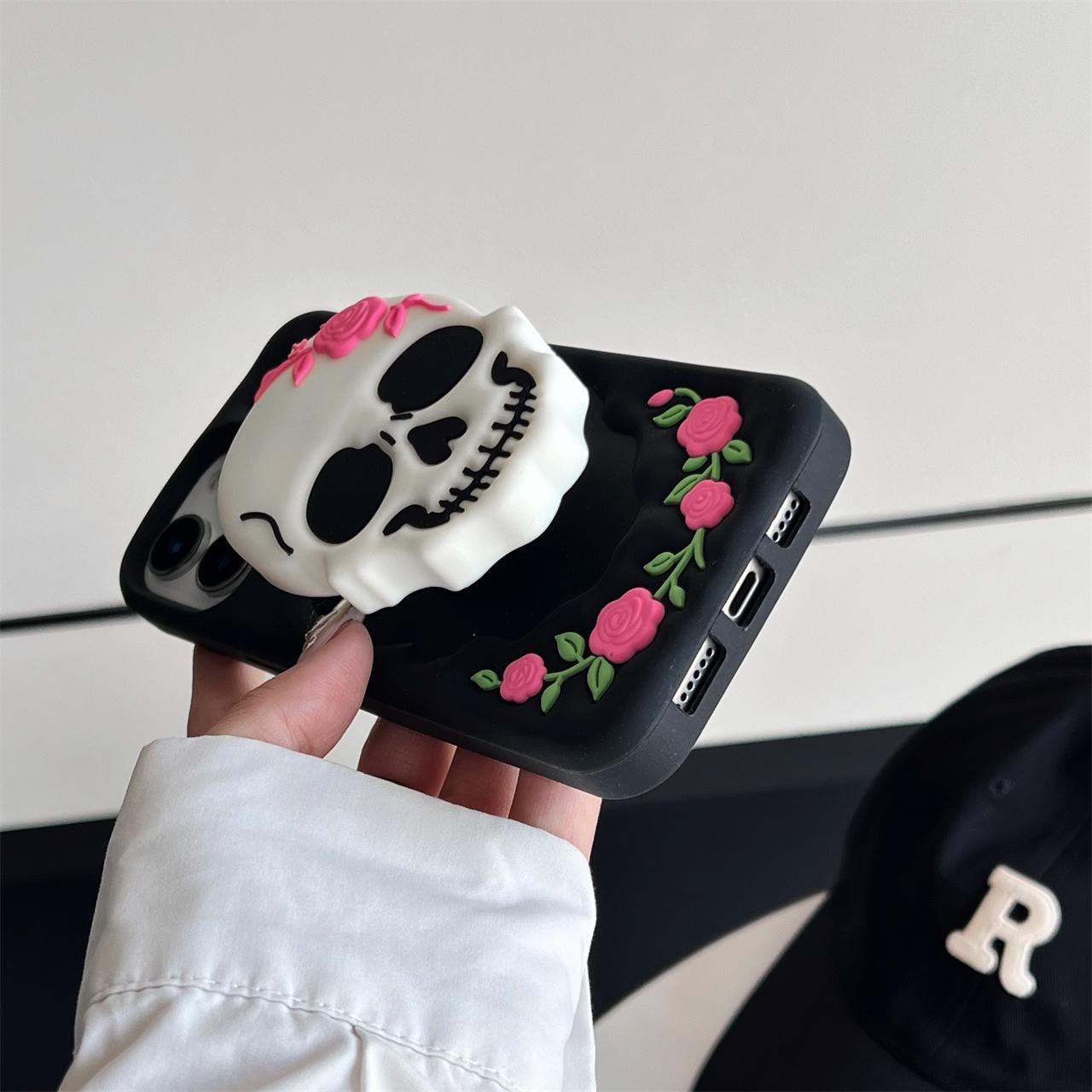 Creative Skull Head Rose Tattoo Stand Holder Cartoon Case For iPhone 17 16 15 14 13 12 Pro Max Plus 11 Silicone Cover iPhone 14 Pro
Creative Skull Head Rose Tattoo Stand Holder Cartoon Case For iPhone 17 16 15 14 13 12 Pro Max Plus 11 Silicone Cover iPhone 14 Pro
