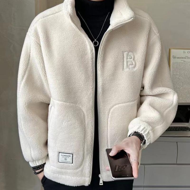 Осенне-зимнее новое мужское утепленное пальто для отдыха на флисовой подкладке 6XL бежевый
Осенне-зимнее новое мужское утепленное пальто для отдыха на флисовой подкладке 6XL бежевый