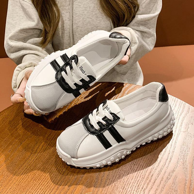 Soft soles are not tired feet, breathable sports shoes, one pedal, casual shoes for women s 2025 spring new original thick-soled white shoes 35 чорний
Soft soles are not tired feet, breathable sports shoes, one pedal, casual shoes for women s 2025 spring new original thick-soled white shoes 35 чорний