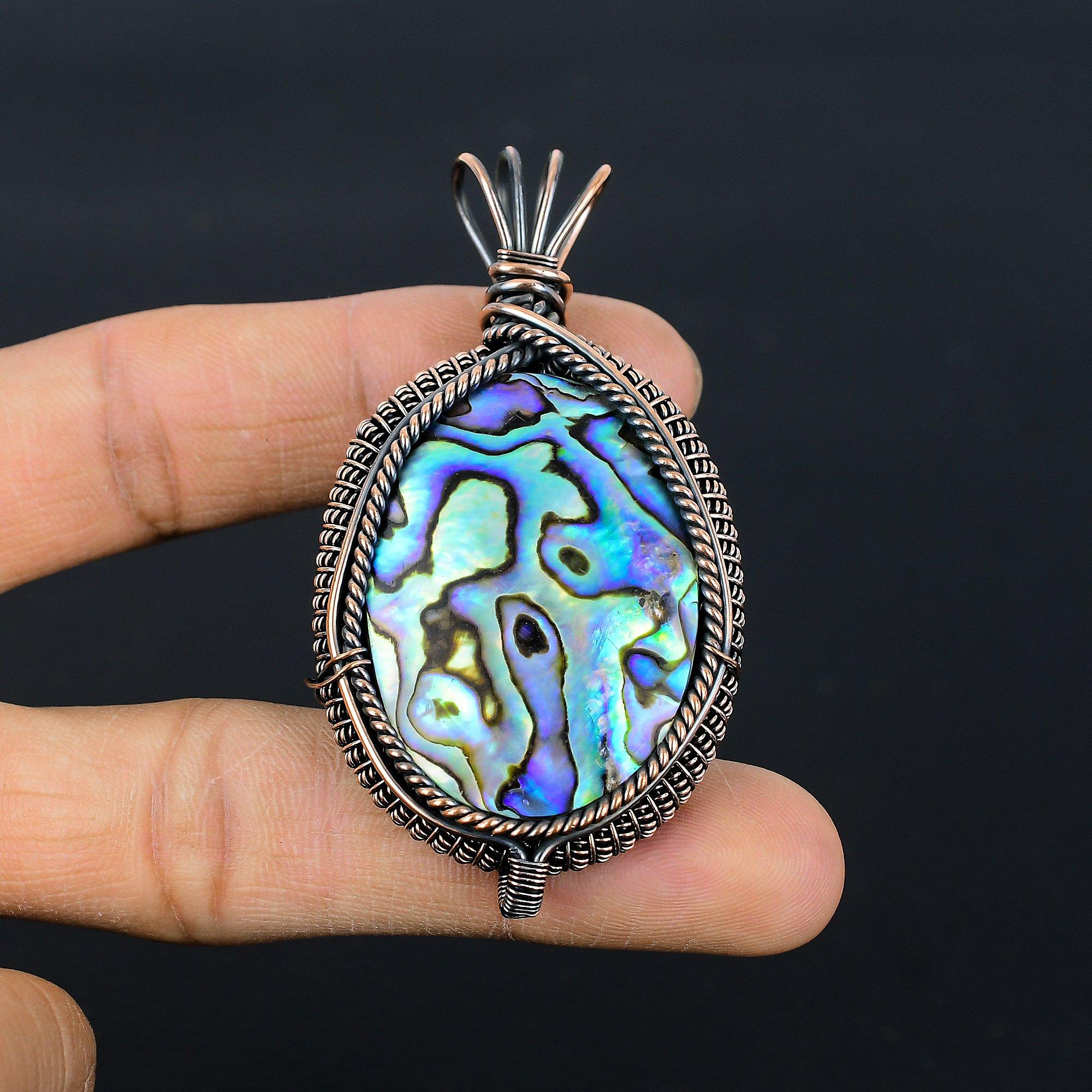 Кулон из раковины абалона, обернутый медной проволокой 999 пробы, Ювелирные изделия с подвеской из драгоценного камня ручной работы, Подарки для жены, Совершенно новый кулон 2.55 Inches
Кулон из раковины абалона, обернутый медной проволокой 999 пробы, Ювелирные изделия с подвеской из драгоценного камня ручной работы, Подарки для жены, Совершенно новый кулон 2.55 Inches