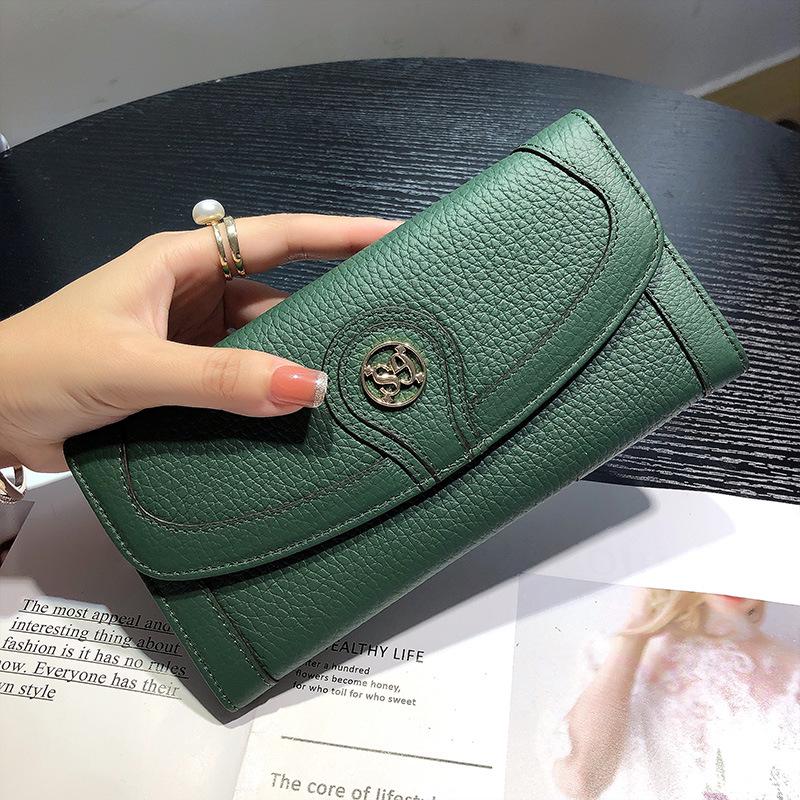 Женский длинный кошелек из натуральной кожи — большая вместимость, отделения для нескольких карт, держатель для телефона, универсальная сумка из коровьей кожи. зелёный
Женский длинный кошелек из натуральной кожи — большая вместимость, отделения для нескольких карт, держатель для телефона, универсальная сумка из коровьей кожи. зелёный