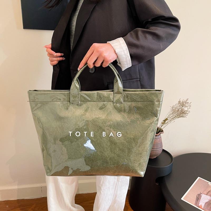 Kraft paper jelly waterproof bag, women s retro commuting large capacity DuPont paper tote bag
Kraft paper jelly waterproof bag, women s retro commuting large capacity DuPont paper tote bag