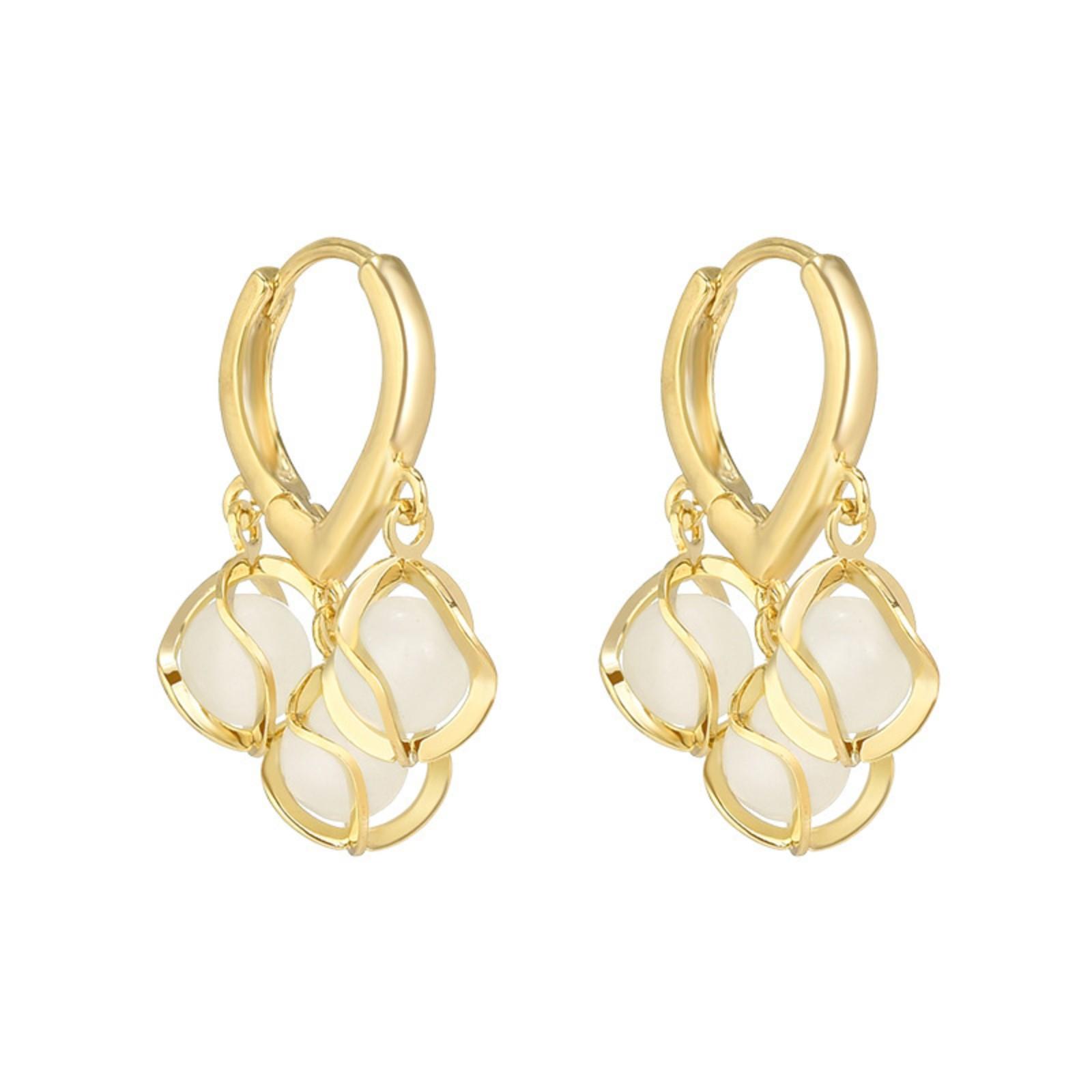 Серьги-клипсы с камнем кошачий глаз высокого качества, небольшие, свежие, темпераментные One Size белый
Серьги-клипсы с камнем кошачий глаз высокого качества, небольшие, свежие, темпераментные One Size белый