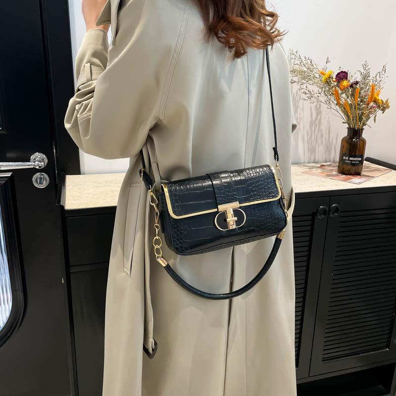 Spring new bag women hand carry popular fashion shoulder crossbody small square bag зелений
Spring new bag women hand carry popular fashion shoulder crossbody small square bag зелений