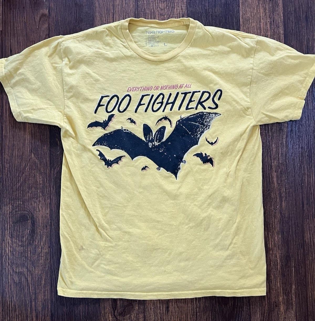 Мужская футболка Foo Fighters Желтый логотип L 90-е Рок-музыка Y2K Nirvana Grohl Гранж S
Мужская футболка Foo Fighters Желтый логотип L 90-е Рок-музыка Y2K Nirvana Grohl Гранж S