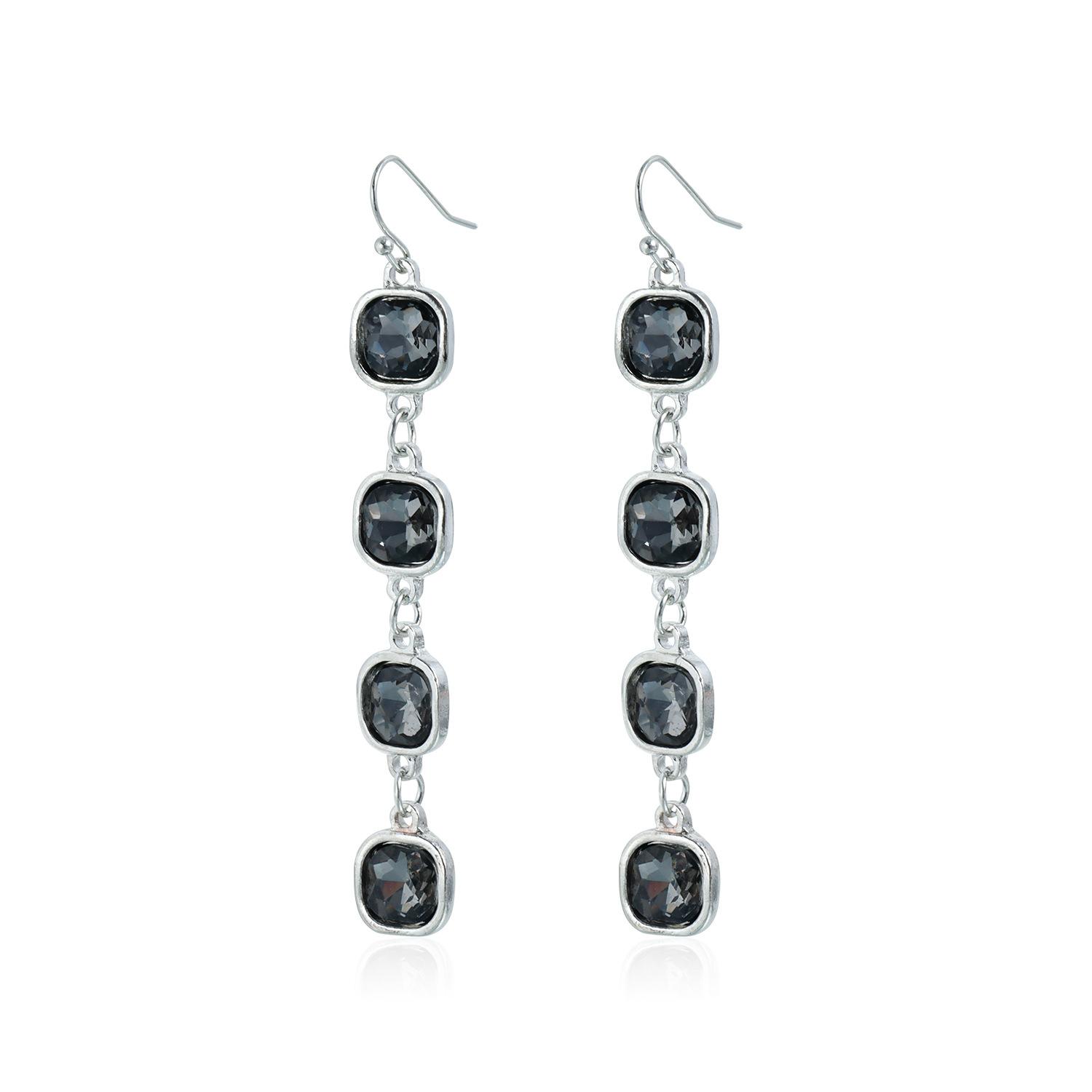 Double Stacked Beaded Necklace ins Spice Girls Sexy Wind Square Black Diamond Splicing Necklace
Double Stacked Beaded Necklace ins Spice Girls Sexy Wind Square Black Diamond Splicing Necklace