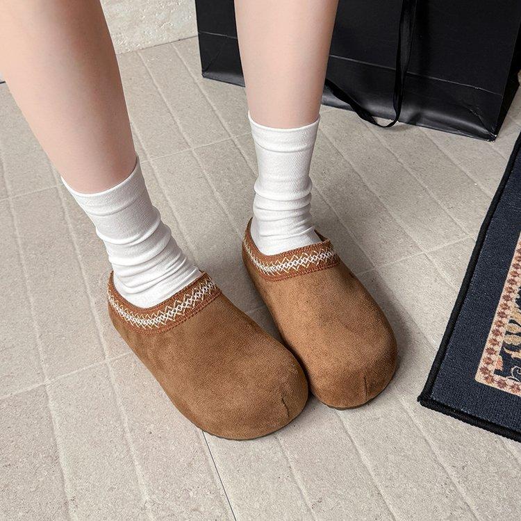 Thick-soled inner height-increasing Boken shoes, one pedal bag head and half slippers for women, 2025 new autumn and winter cotton shoes, slippe 40
Thick-soled inner height-increasing Boken shoes, one pedal bag head and half slippers for women, 2025 new autumn and winter cotton shoes, slippe 40