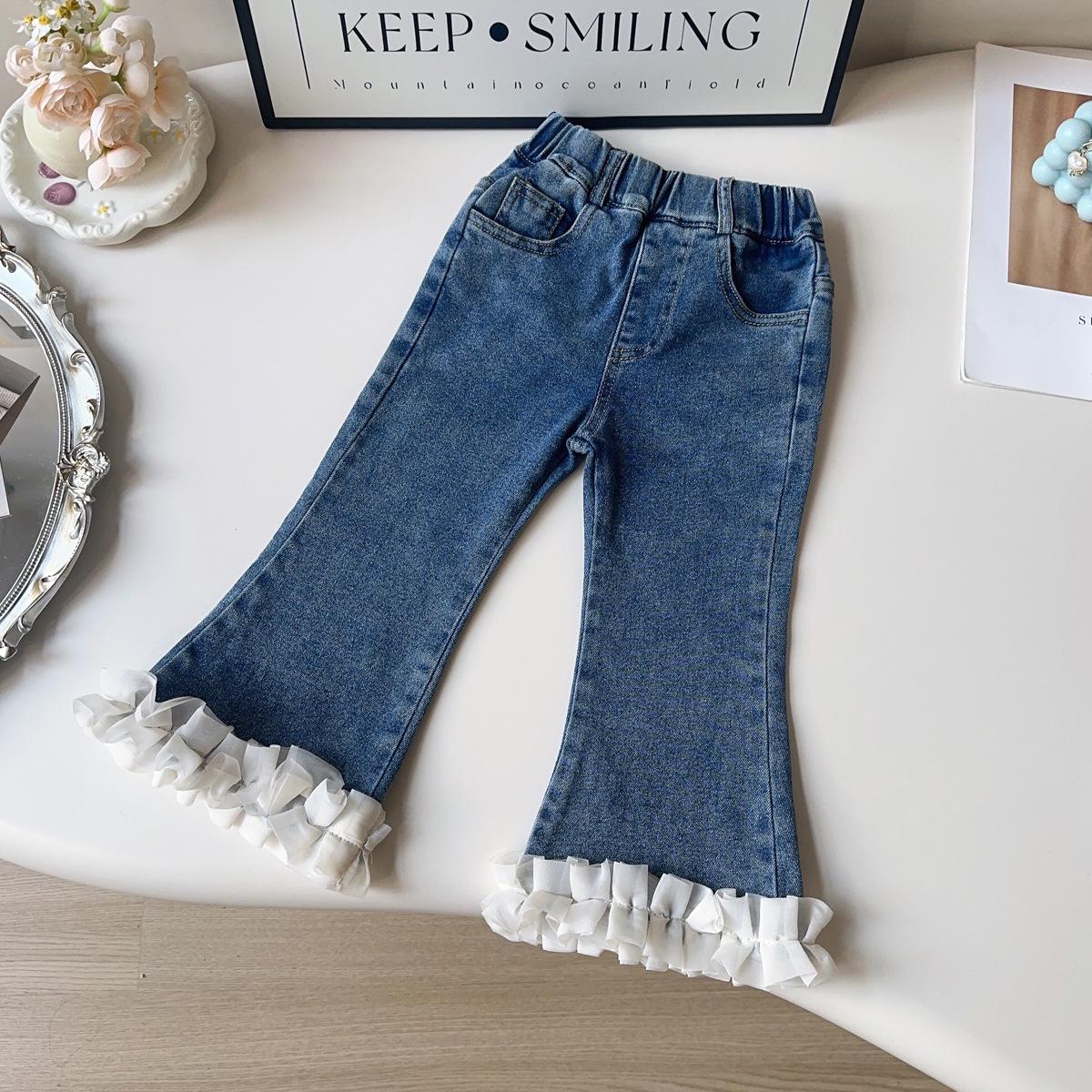 Girls Korean Style Flare Jeans with Lace Trim - Spring/Autumn Collection BCB158 130cm
Girls Korean Style Flare Jeans with Lace Trim - Spring/Autumn Collection BCB158 130cm