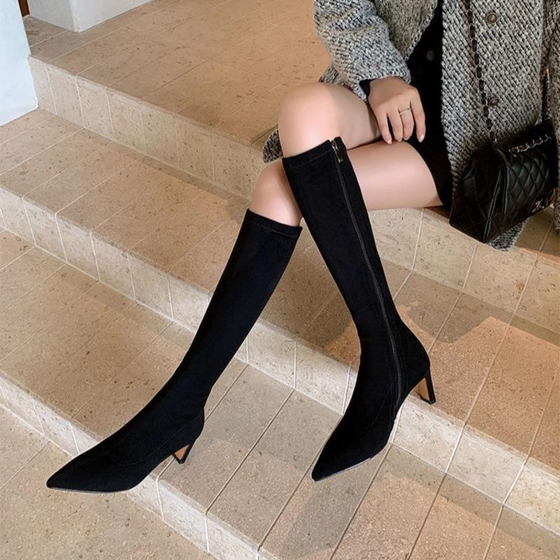 Женские ботильоны на высоком тонком каблуке с острым носком, новые осенне-зимние эластичные модные универсальные замшевые ботильоны, длинные сапоги 41 чёрный
Женские ботильоны на высоком тонком каблуке с острым носком, новые осенне-зимние эластичные модные универсальные замшевые ботильоны, длинные сапоги 41 чёрный