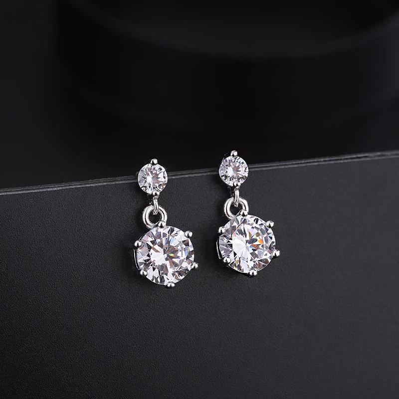 2023 Trend: Women s Sterling Silver Diamond-Inlaid Double Zircon Earrings with Niche Design
2023 Trend: Women s Sterling Silver Diamond-Inlaid Double Zircon Earrings with Niche Design