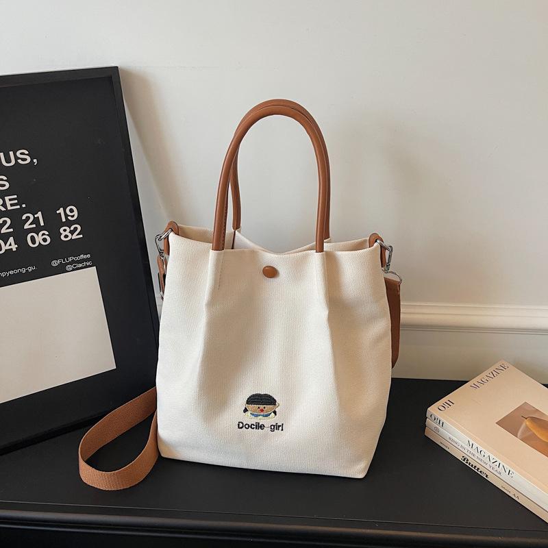New Korean Style Minimalist Embroidered Crossbody Bag Casual and Simple Commuting Bag Fashiable and Versatile Shoulder Bag
New Korean Style Minimalist Embroidered Crossbody Bag Casual and Simple Commuting Bag Fashiable and Versatile Shoulder Bag