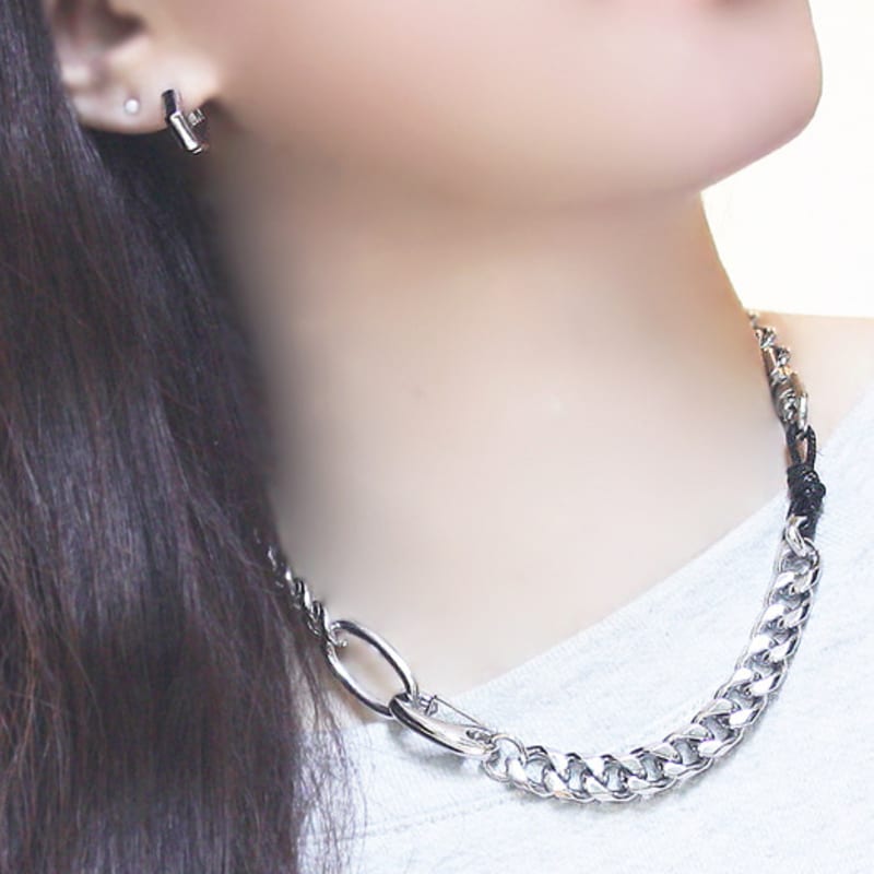 glammuse Leather Point Chain Leather Point Chain
glammuse Leather Point Chain Leather Point Chain