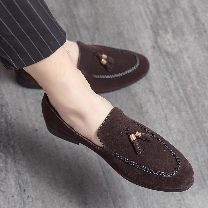 Men s Retro Tassel Loafers - Slip-On Leather Shoes for Spring & Autumn in Plus Sizes Size 41
Men s Retro Tassel Loafers - Slip-On Leather Shoes for Spring & Autumn in Plus Sizes Size 41