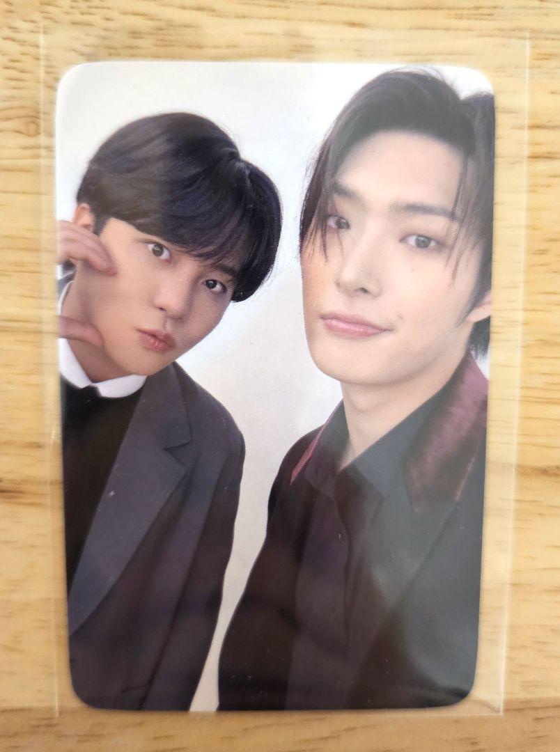Использованный ATEEZ MINGI & JONGHO GOLDEN HOUR POP-UP Ice On My Teeth Milk Glass Официальная фотография карты Limited SEOUL
Использованный ATEEZ MINGI & JONGHO GOLDEN HOUR POP-UP Ice On My Teeth Milk Glass Официальная фотография карты Limited SEOUL