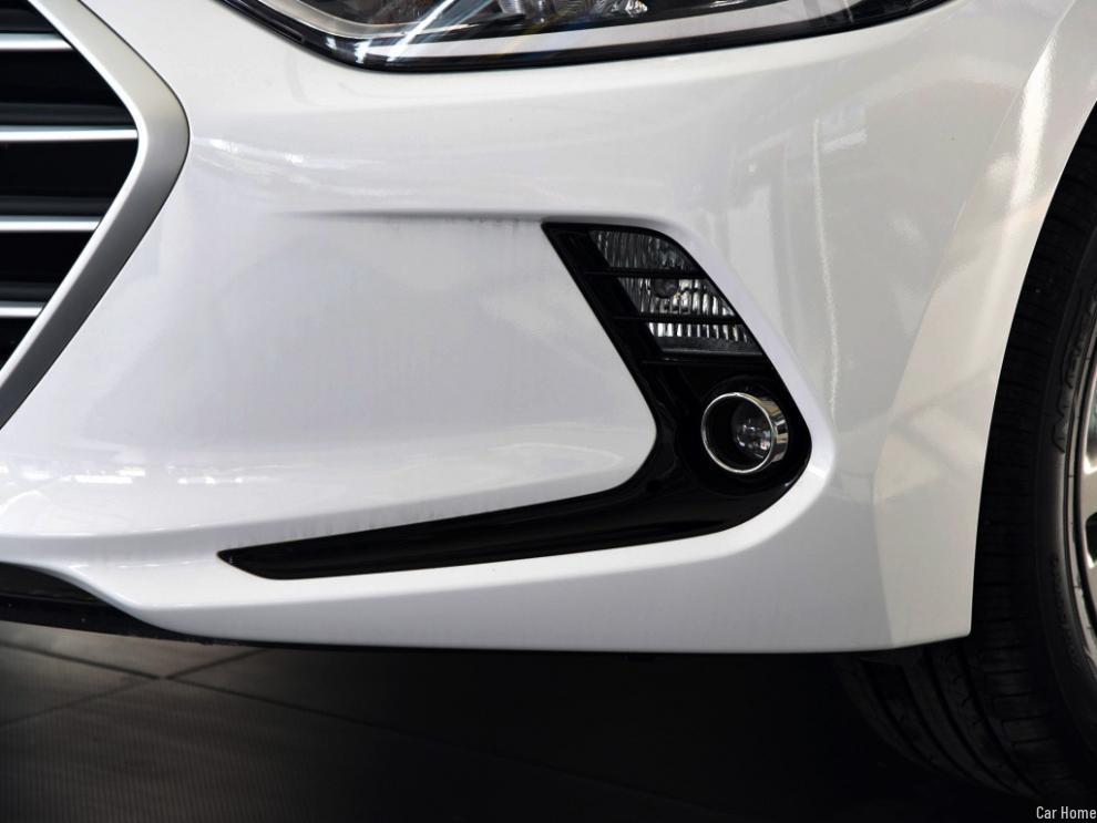 Modern Elantra Fog Light Assembly & Auxiliary Turn Signal for 16-18 Models Auxiliary Light, Premium Co-Pilot Side
Modern Elantra Fog Light Assembly & Auxiliary Turn Signal for 16-18 Models Auxiliary Light, Premium Co-Pilot Side