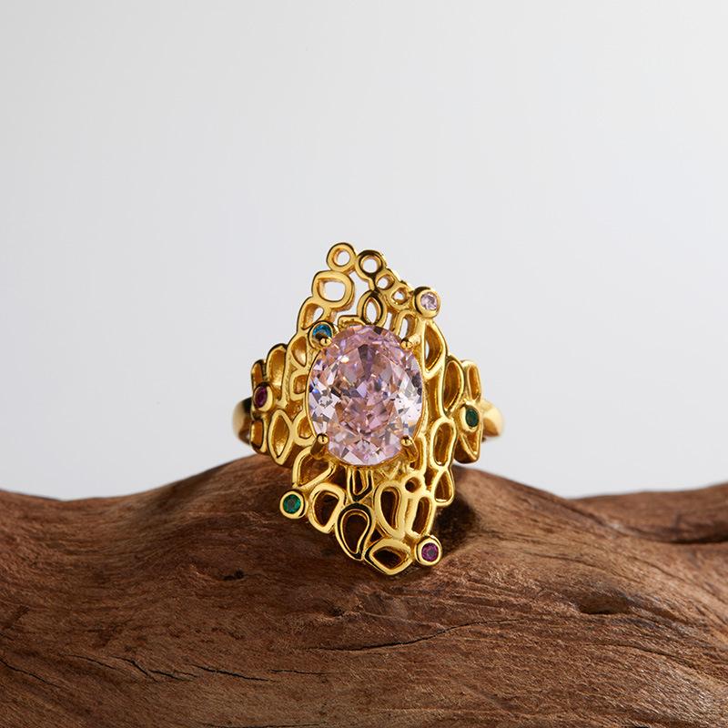 Earrings High Carbon Diamond Ice Flower Cut Ring Women S S925 Sterling Silver Inlaid Honeycomb Hollow Design Multi-Color світло-рожевий колір
Earrings High Carbon Diamond Ice Flower Cut Ring Women S S925 Sterling Silver Inlaid Honeycomb Hollow Design Multi-Color світло-рожевий колір