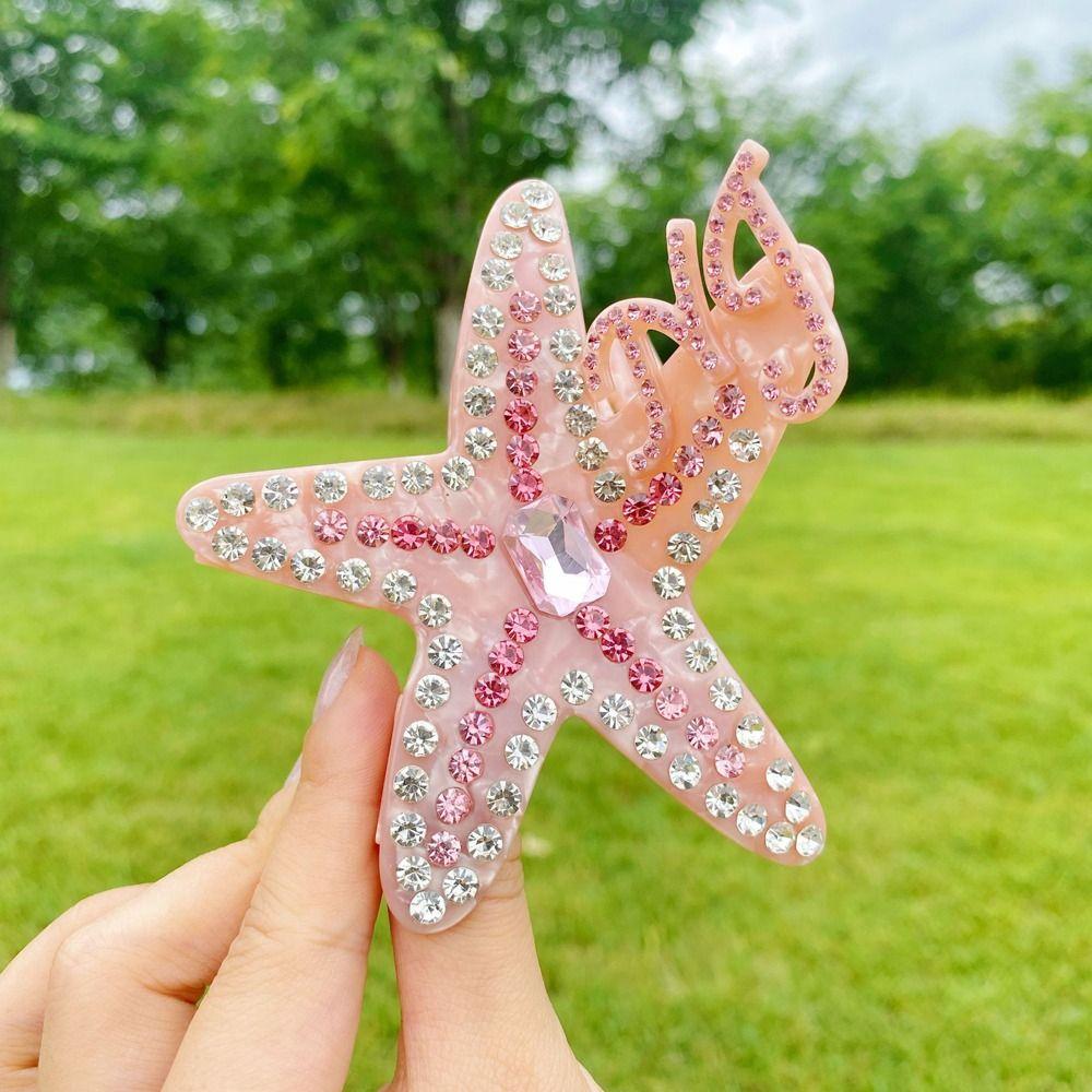 Rhinestone Letter Ponytail Holder Korean Hair Clips Women Shark Clip Acetate Hair Claw Crystal розовый
Rhinestone Letter Ponytail Holder Korean Hair Clips Women Shark Clip Acetate Hair Claw Crystal розовый
