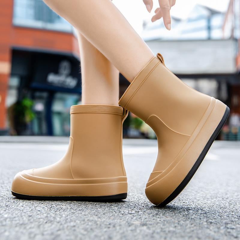New rain shoes waterproof shoes short tube fashion student medium tube non-slip water boots 36
New rain shoes waterproof shoes short tube fashion student medium tube non-slip water boots 36