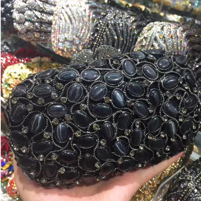 Large Stone Blue Evening Bags Diamond Silver Metal Bridesmaid Purses Crystal Handbags Luxury Women Rhinestone Money Wallets 18cmX11cmX6cm
Large Stone Blue Evening Bags Diamond Silver Metal Bridesmaid Purses Crystal Handbags Luxury Women Rhinestone Money Wallets 18cmX11cmX6cm