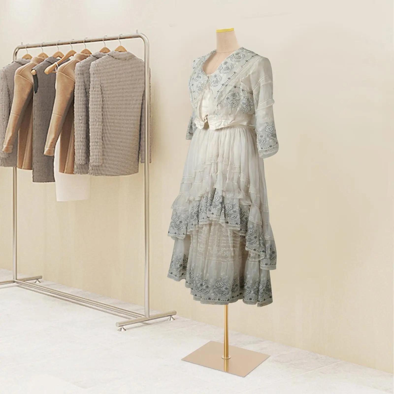 Slim waist women s clothing mannequin display prop - gold, suitable for boutiques, clothing stores, and window displays United States
Slim waist women s clothing mannequin display prop - gold, suitable for boutiques, clothing stores, and window displays United States