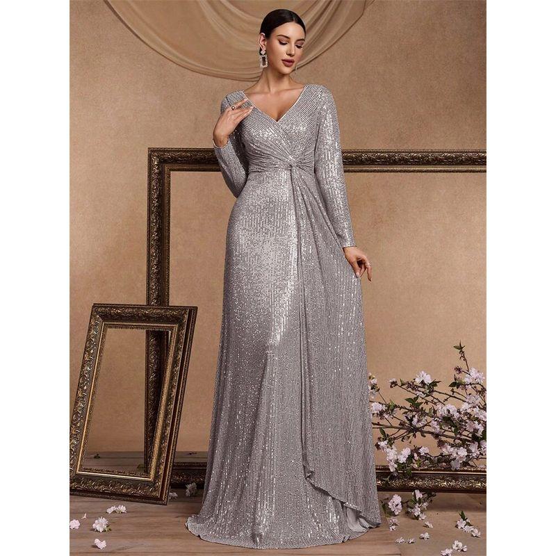 Elegant Long Dress with Sequins, Long Sleeves, V-Neck, Suitable for Annual Parties, Banquets, and European and American Style Birthday Celebrations Gray S
Elegant Long Dress with Sequins, Long Sleeves, V-Neck, Suitable for Annual Parties, Banquets, and European and American Style Birthday Celebrations Gray S