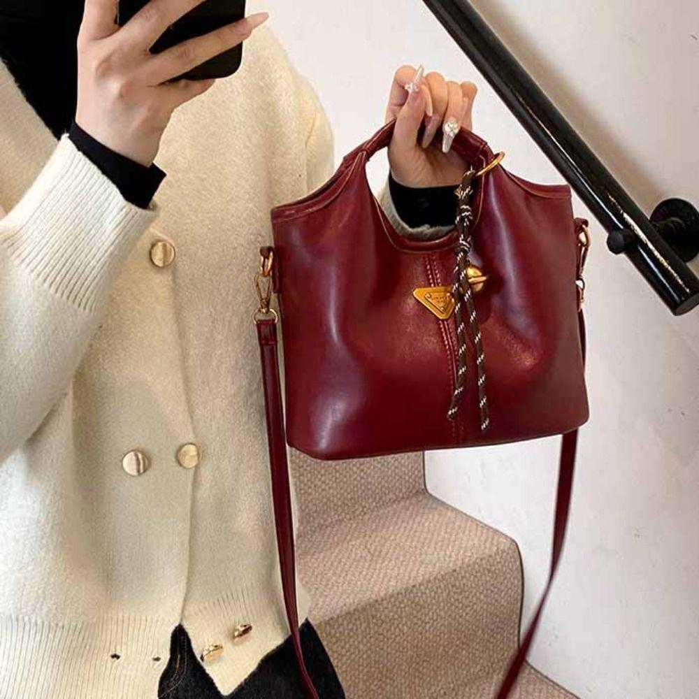 PU Small Basket Bag Crossbody Bag Women s Shoulder Bag Simple Vintage Tote Bag Girls Brown
PU Small Basket Bag Crossbody Bag Women s Shoulder Bag Simple Vintage Tote Bag Girls Brown