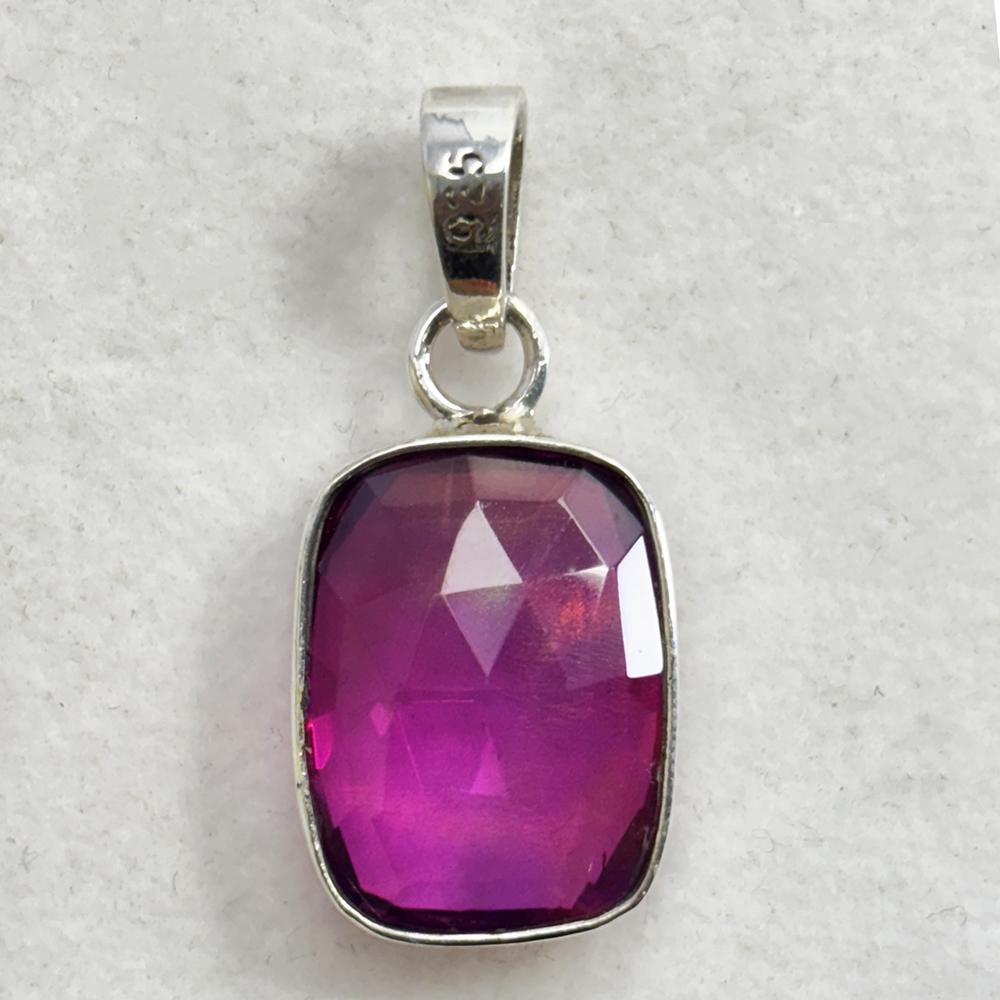 Beautiful 20 Ct Cushion Pendant Natural Opal CERTIFIED Sterling Silver For Gift 28.9 mm approx різнокольоровий
Beautiful 20 Ct Cushion Pendant Natural Opal CERTIFIED Sterling Silver For Gift 28.9 mm approx різнокольоровий