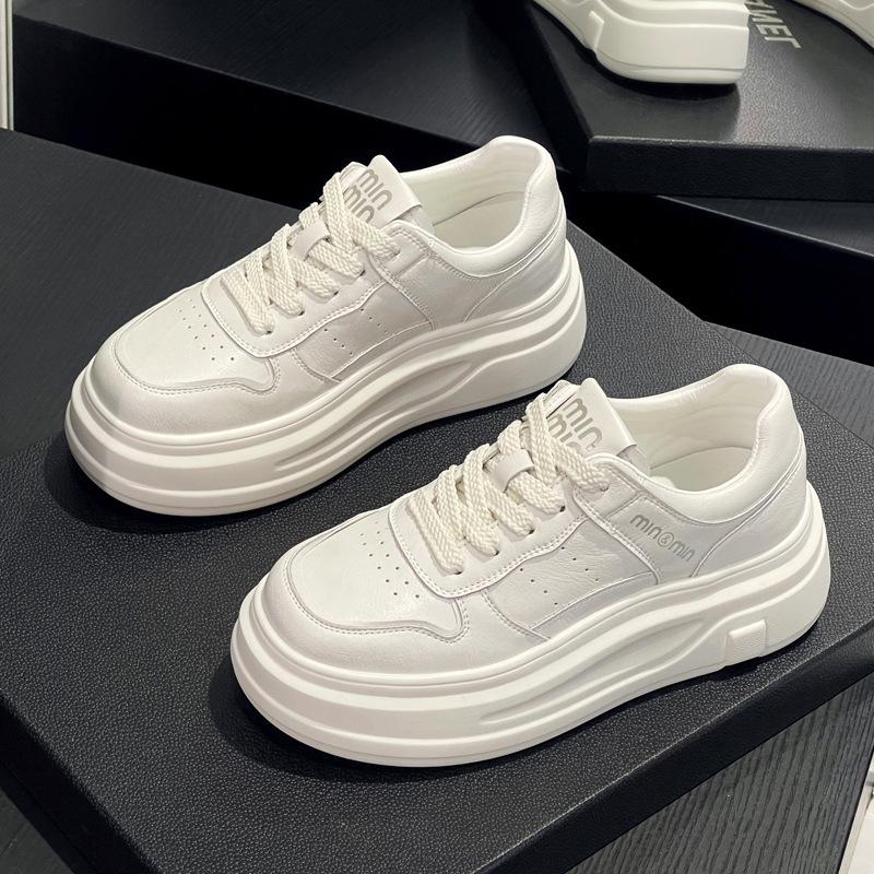 Little white shoes women s early spring new versatile leather thick-soled small man height increase casual shoes lightweight board shoes 40 срібний
Little white shoes women s early spring new versatile leather thick-soled small man height increase casual shoes lightweight board shoes 40 срібний