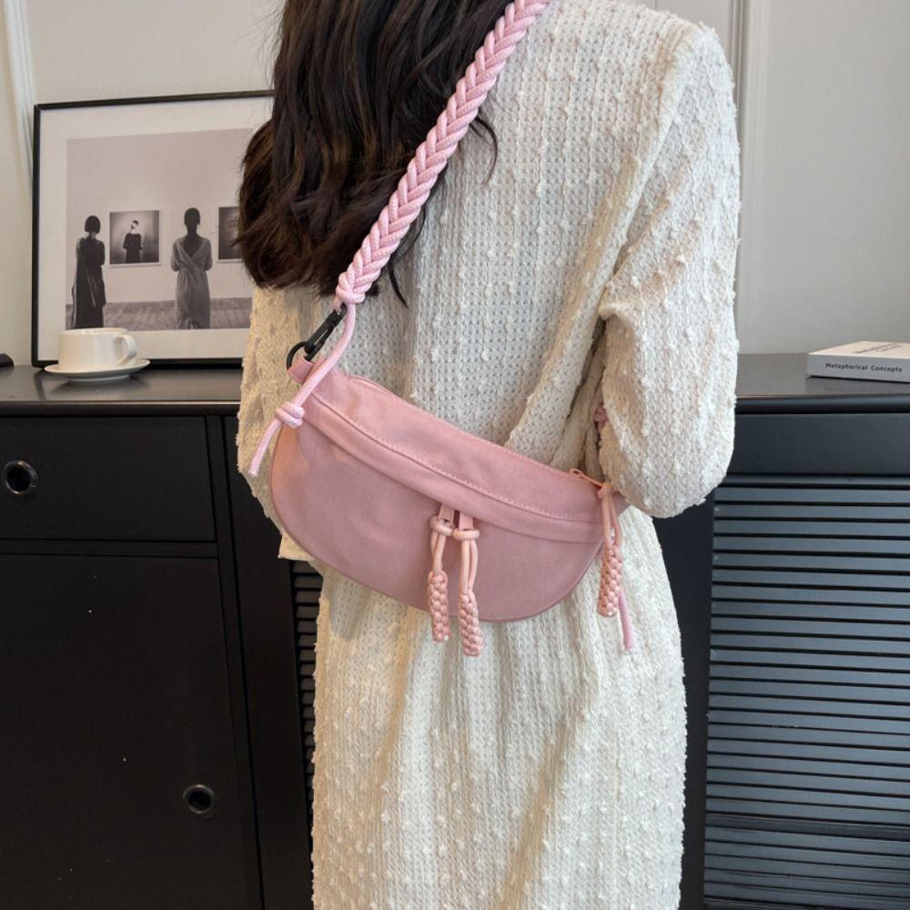 Large Capacity Women Crossbody Chest Bag Nylon Crossbody Messenger Bag Female/Girls
Large Capacity Women Crossbody Chest Bag Nylon Crossbody Messenger Bag Female/Girls