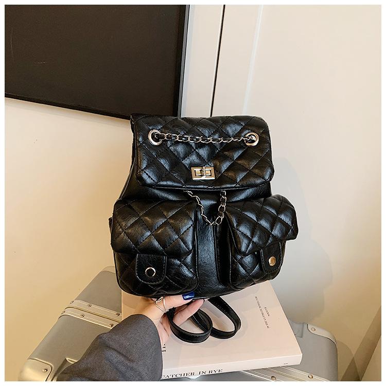 Chain backpack women s new fashion niche design women s lightweight fashion schoolbag backpack чёрный
Chain backpack women s new fashion niche design women s lightweight fashion schoolbag backpack чёрный