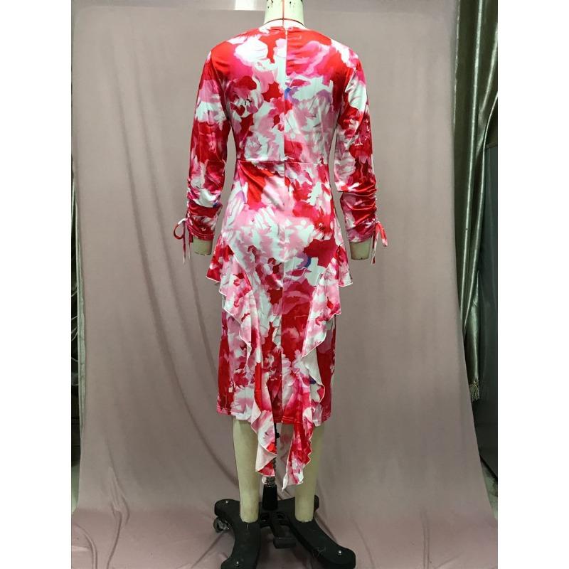 Женское летнее платье с запахом и рюшами с принтом на бедрах XXXL красный
Женское летнее платье с запахом и рюшами с принтом на бедрах XXXL красный