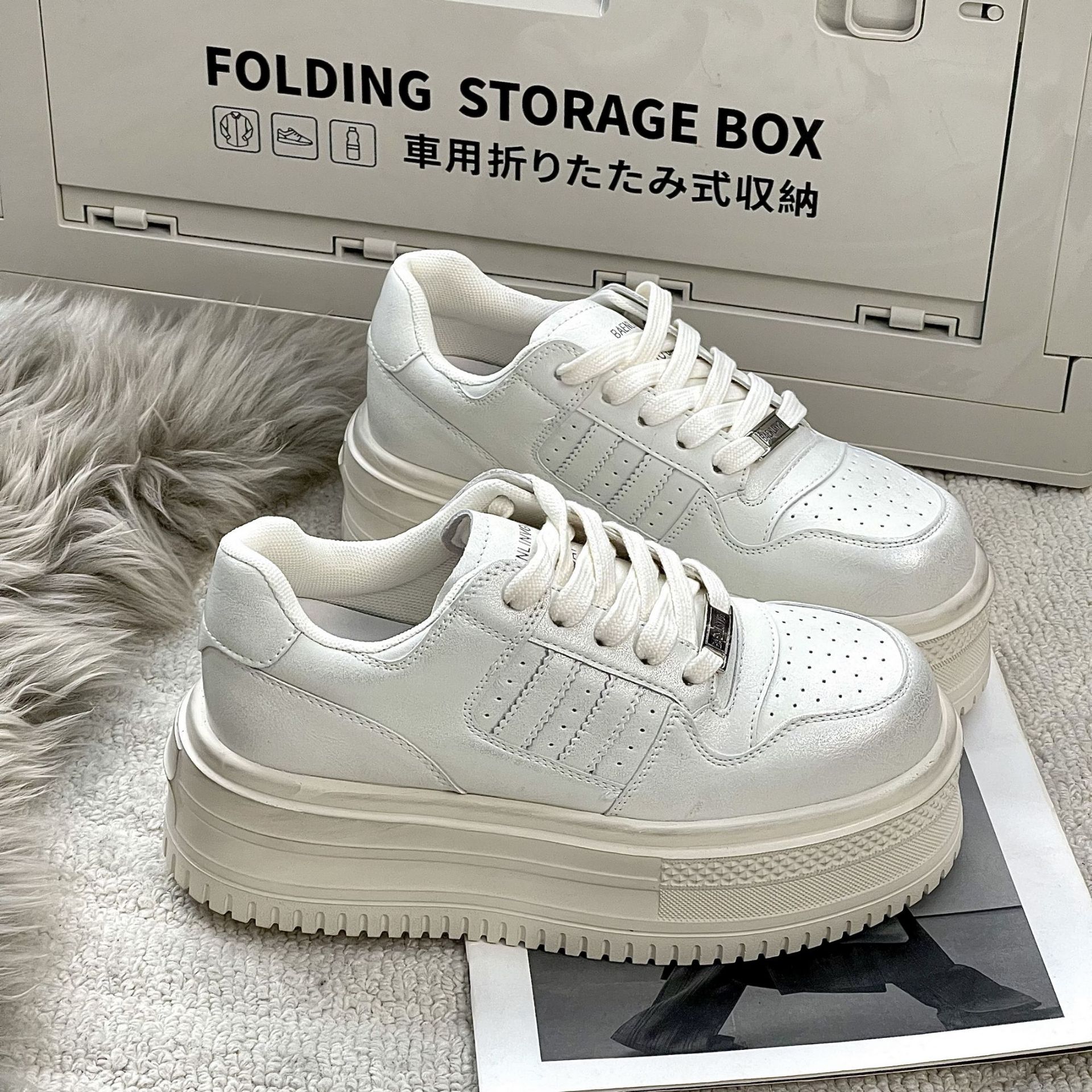 Spring new leather muffin thick-soled big white shoes heightened splicing casual women s board shoes 39
Spring new leather muffin thick-soled big white shoes heightened splicing casual women s board shoes 39
