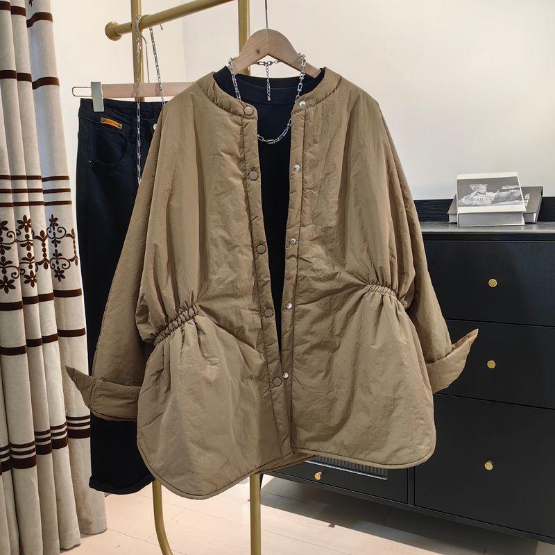 Куртка с круглым вырезом и хлопковой подкладкой 2024 Зима Новый Дизайн Чувство Облегающий талию Винтажный Повседневный Всесочетаемый Теплая Хлопковая одежда Толстая Верхняя одежда CAMEL All yards
Куртка с круглым вырезом и хлопковой подкладкой 2024 Зима Новый Дизайн Чувство Облегающий талию Винтажный Повседневный Всесочетаемый Теплая Хлопковая одежда Толстая Верхняя одежда CAMEL All yards
