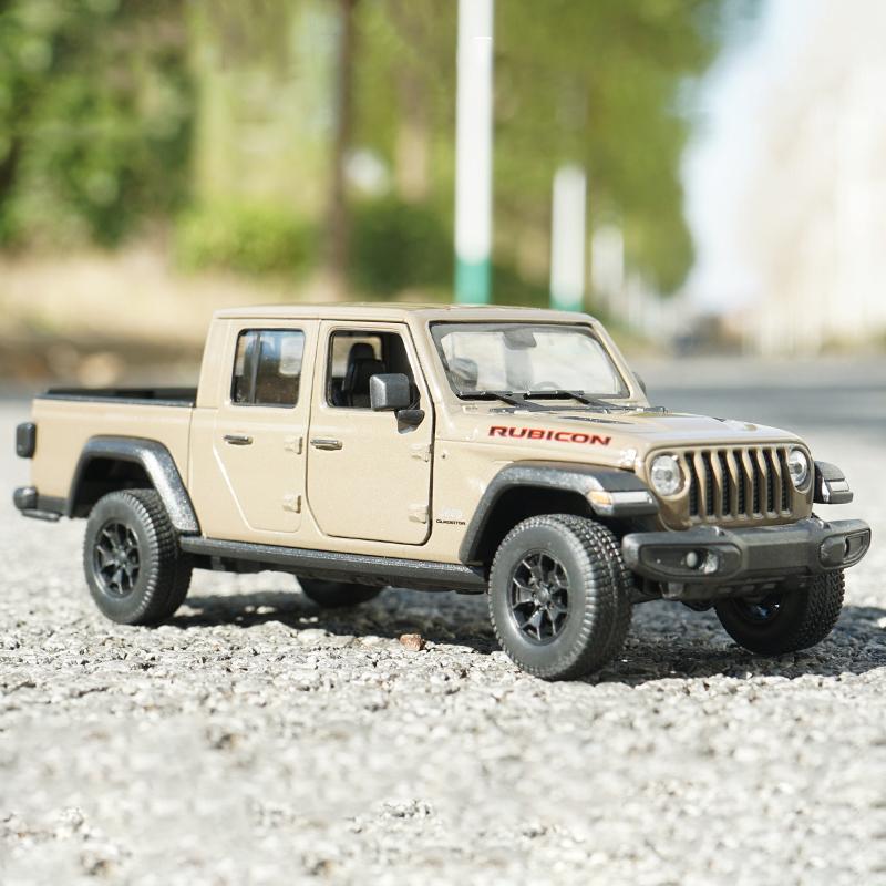 WELLY 1:27 Jeep Gladiator 2020 Pickup Alloy Car Diecasts & Toy Vehicles Car Model Miniature Scale Model Car Toy For Children коричневий
WELLY 1:27 Jeep Gladiator 2020 Pickup Alloy Car Diecasts & Toy Vehicles Car Model Miniature Scale Model Car Toy For Children коричневий