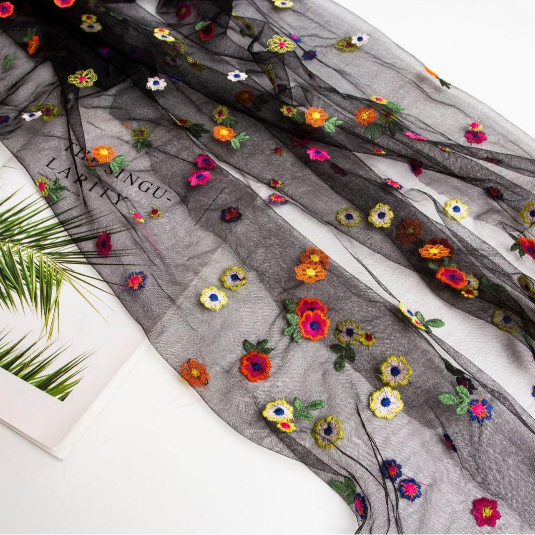 Embroidery Embroidery Daisy Gauze Table Towel Table Flag Kitchen Restaurant Holiday Table Decoration Family Party (Black,30*180) чорний
Embroidery Embroidery Daisy Gauze Table Towel Table Flag Kitchen Restaurant Holiday Table Decoration Family Party (Black,30*180) чорний
