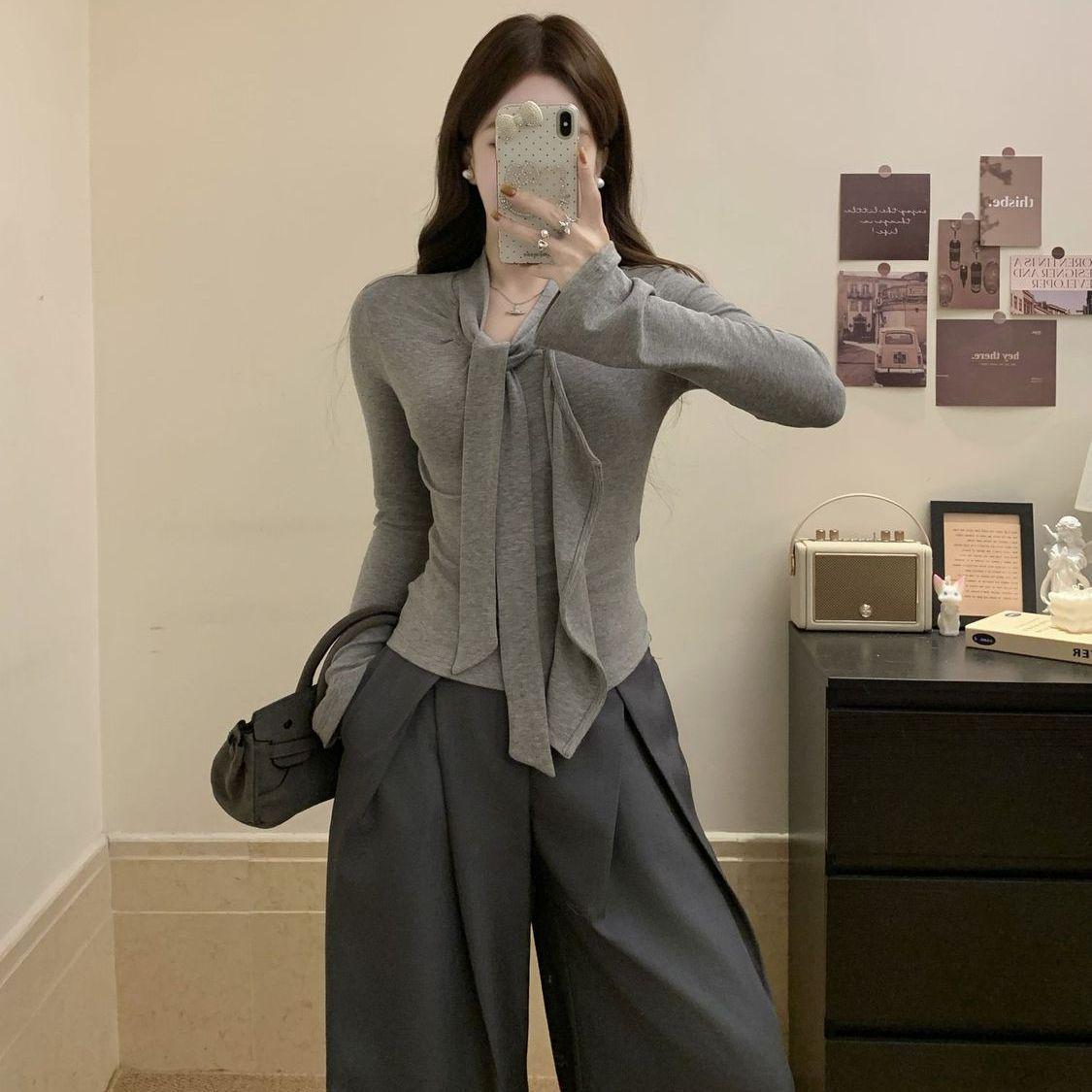 Plus Size Autumn Chic Patchwork Lace-up Top & Waist-Slimming Wide-leg Pants Set 4XL (suggested 90-100 kg)
Plus Size Autumn Chic Patchwork Lace-up Top & Waist-Slimming Wide-leg Pants Set 4XL (suggested 90-100 kg)