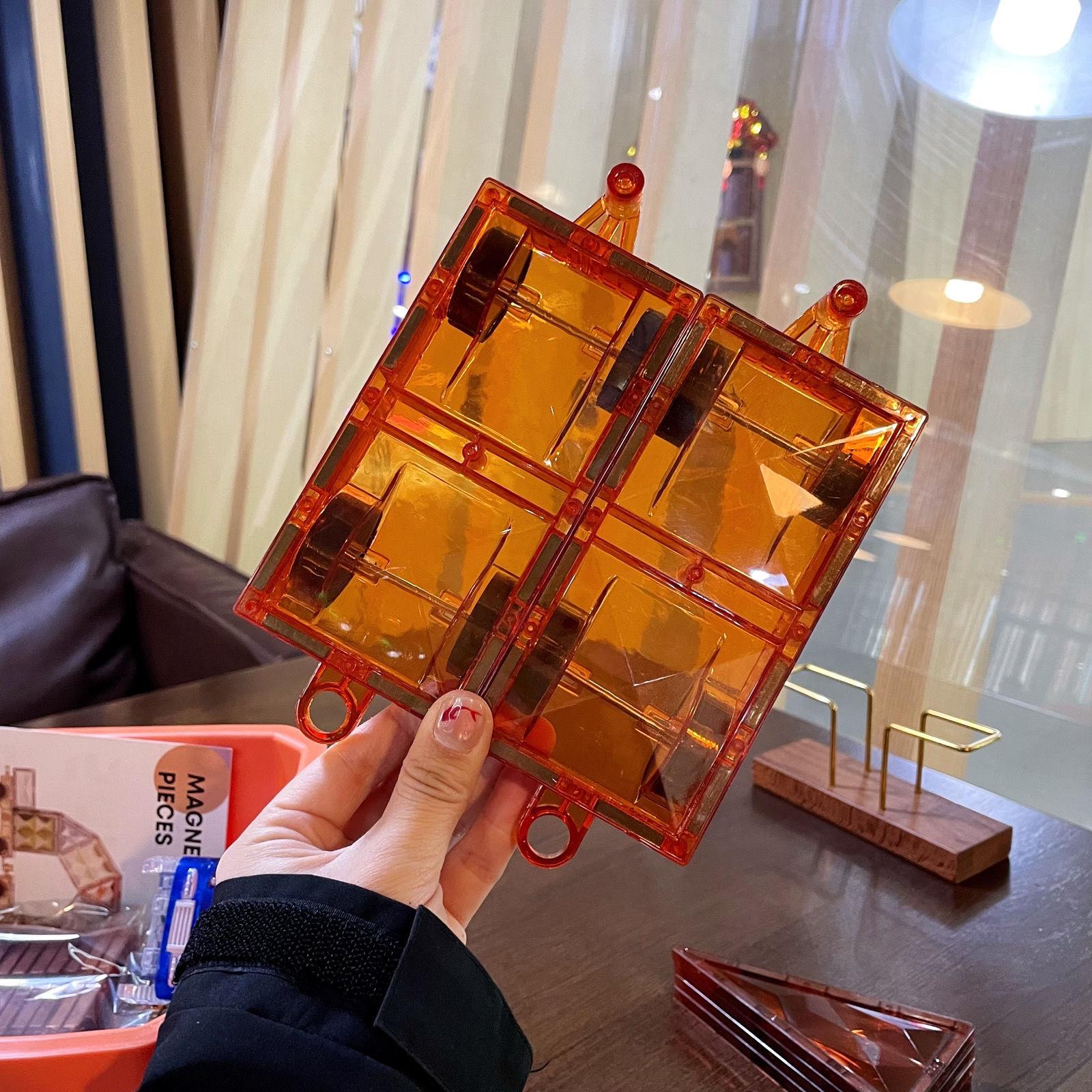 Magnetic Car Toy Refill Pack - Compatible with 7.5cm Stained Glass Pieces
Magnetic Car Toy Refill Pack - Compatible with 7.5cm Stained Glass Pieces