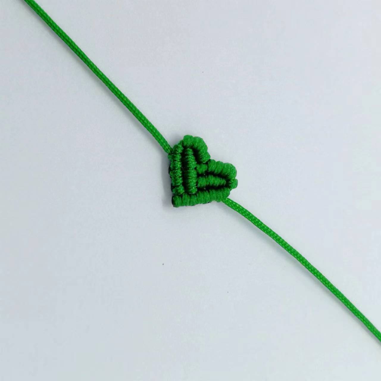 Handiwork Hand Knitting Peach Heart-Shaped Lucky Red Rope Bracelet Adjustable Women Bestie Charm Simple Men Couple Lovers Gift 16-28cm
Handiwork Hand Knitting Peach Heart-Shaped Lucky Red Rope Bracelet Adjustable Women Bestie Charm Simple Men Couple Lovers Gift 16-28cm