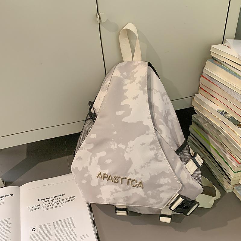 Outdoor Trendy Brand Retro Messenger Bag Men S Commuting Cycling Sports Backpack Versatile Large Capacity Casual Student Breast Bag Women
Outdoor Trendy Brand Retro Messenger Bag Men S Commuting Cycling Sports Backpack Versatile Large Capacity Casual Student Breast Bag Women