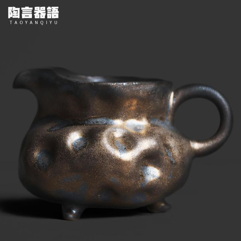 200ml Kiln Fambe Gold Three-legged Tea Pitcher Pour Tea Sharing Pot Cha Hai Dispenser Justice Cup Fair Mug Drinkware Supplies As Your Choose
200ml Kiln Fambe Gold Three-legged Tea Pitcher Pour Tea Sharing Pot Cha Hai Dispenser Justice Cup Fair Mug Drinkware Supplies As Your Choose
