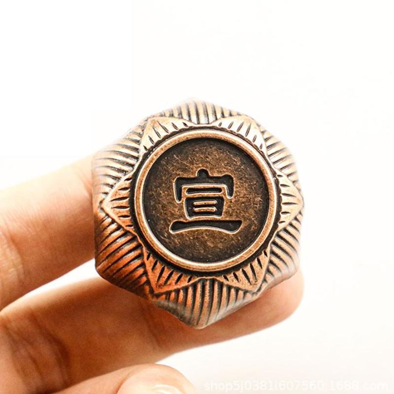 Подставка для благовоний Фэн-шуй Лотос Дзен Держатель для спиральных благовоний Ценсер для ароматерапии Чайный дом Медитация Настольное украшение
Подставка для благовоний Фэн-шуй Лотос Дзен Держатель для спиральных благовоний Ценсер для ароматерапии Чайный дом Медитация Настольное украшение