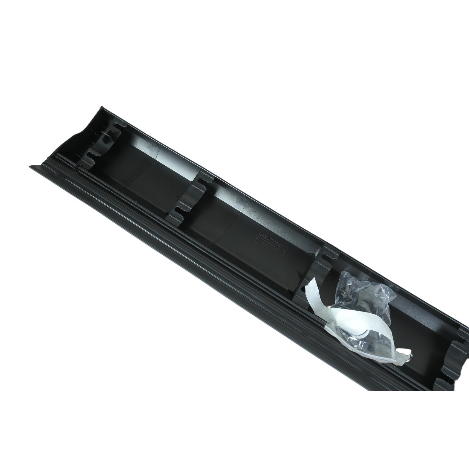Land Rover Discovery 3 & 4 (L319) Front Door Anti-Collision Trim Strip, Left Side
Land Rover Discovery 3 & 4 (L319) Front Door Anti-Collision Trim Strip, Left Side