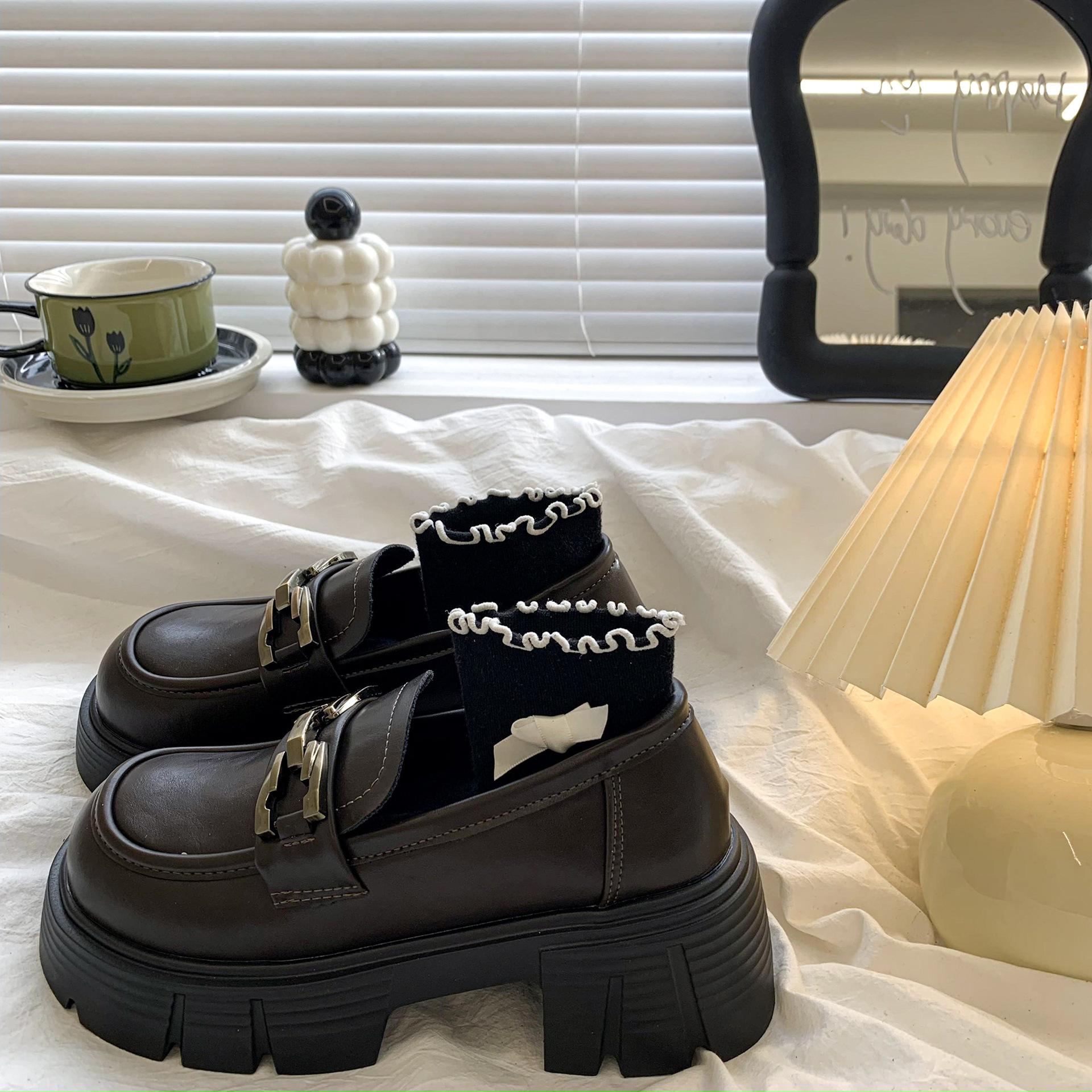 Black retro loafer small leather shoes women s 2025 spring new versatile French round head thick heel platform British single shoes 40 світло-коричневого кольору
Black retro loafer small leather shoes women s 2025 spring new versatile French round head thick heel platform British single shoes 40 світло-коричневого кольору