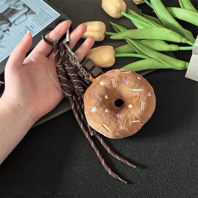 Милый кулон-пончик, брелок, плюшевый пончик, кукла для игрового автомата, плюшевый кулон для сумки A2
Милый кулон-пончик, брелок, плюшевый пончик, кукла для игрового автомата, плюшевый кулон для сумки A2